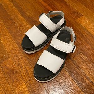 Doc Martens Voss Sandal in White, Size 7
